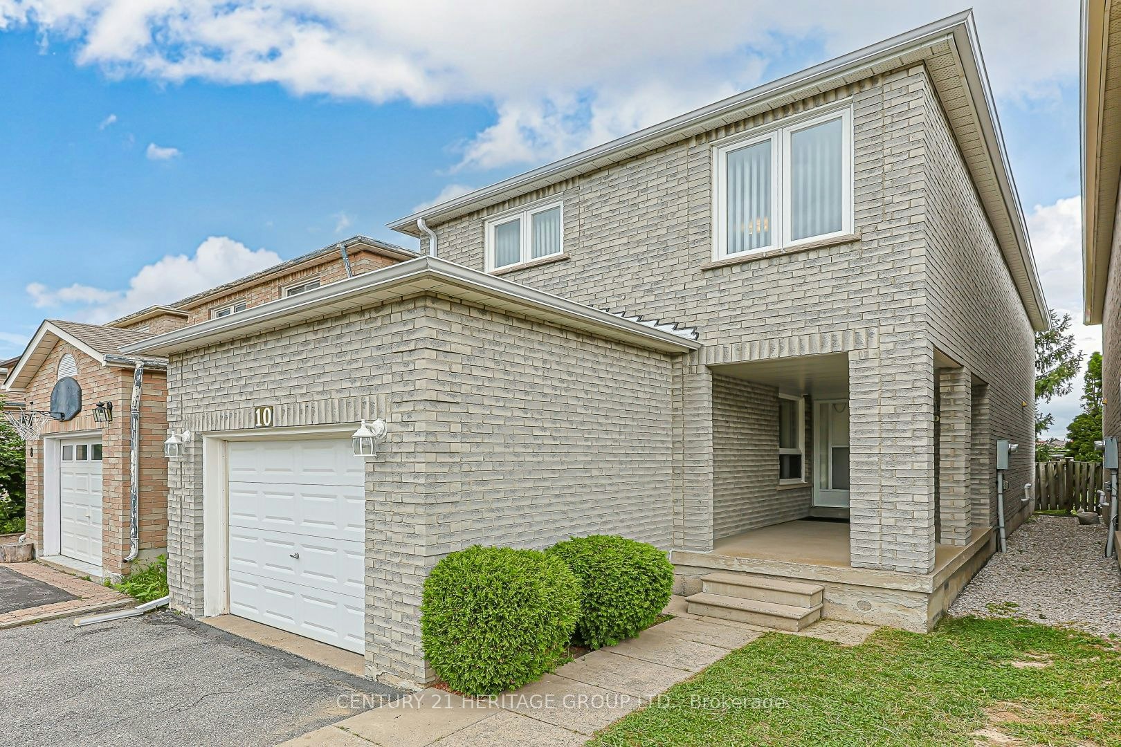 10 Woodhall Road, Markham, ON, L3S 1N9