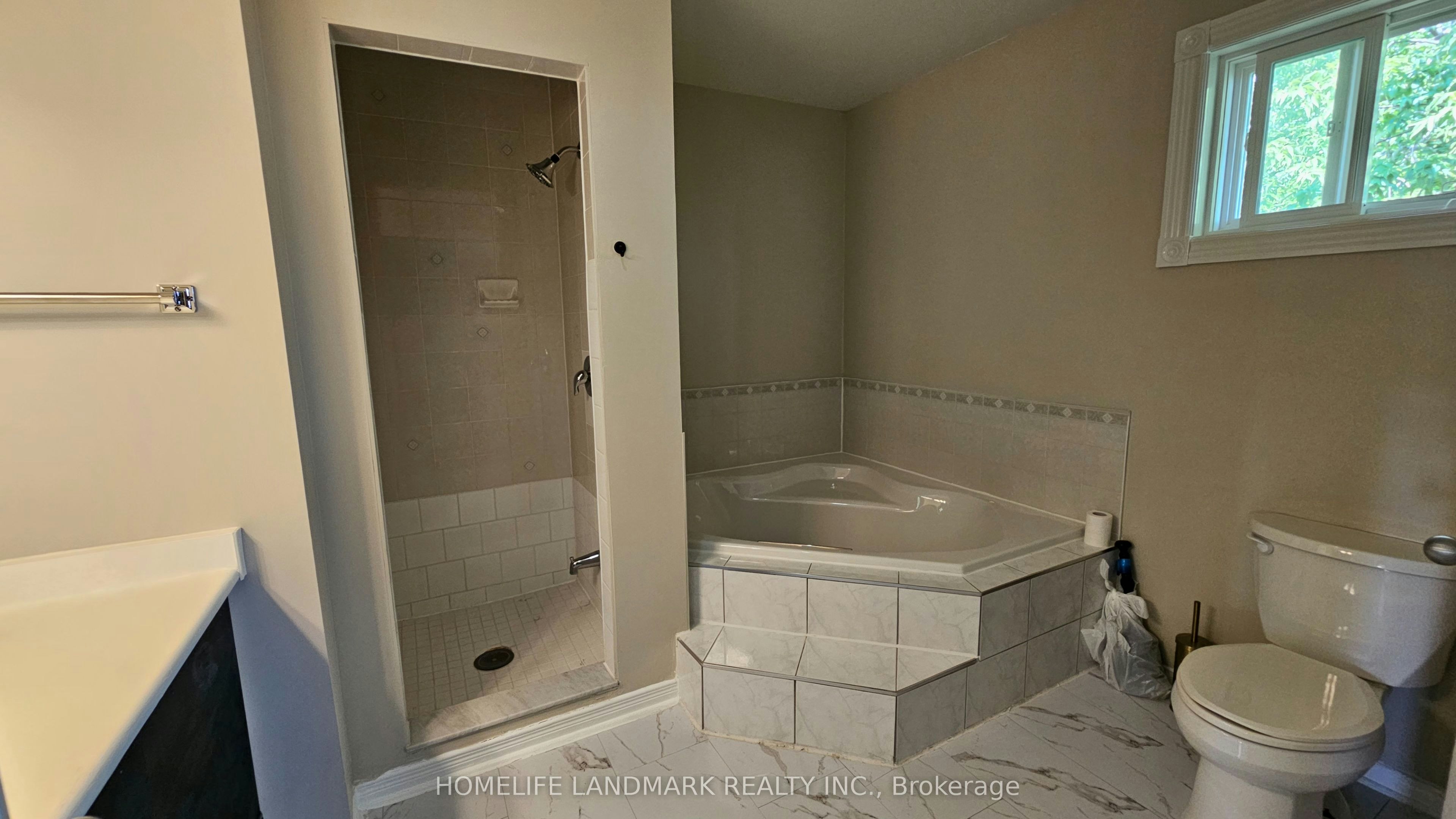 93 Yorkland Street, Richmond Hill, ON, L4C 9Z5 - 27
