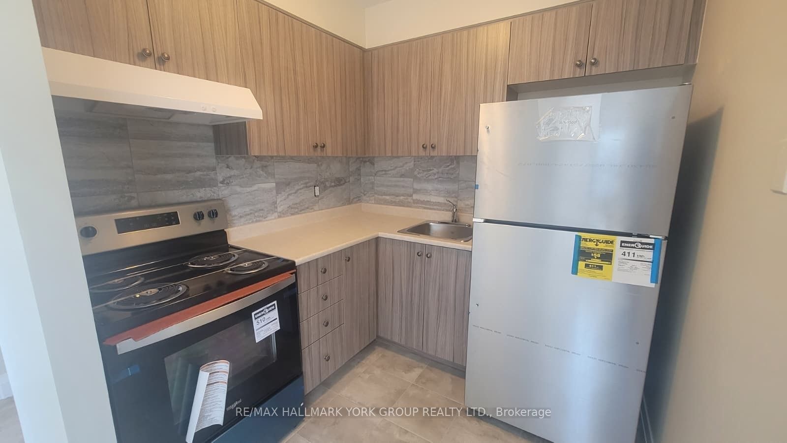 310-14 Wellington Street E, Aurora, ON, L4G 1H5 - 3