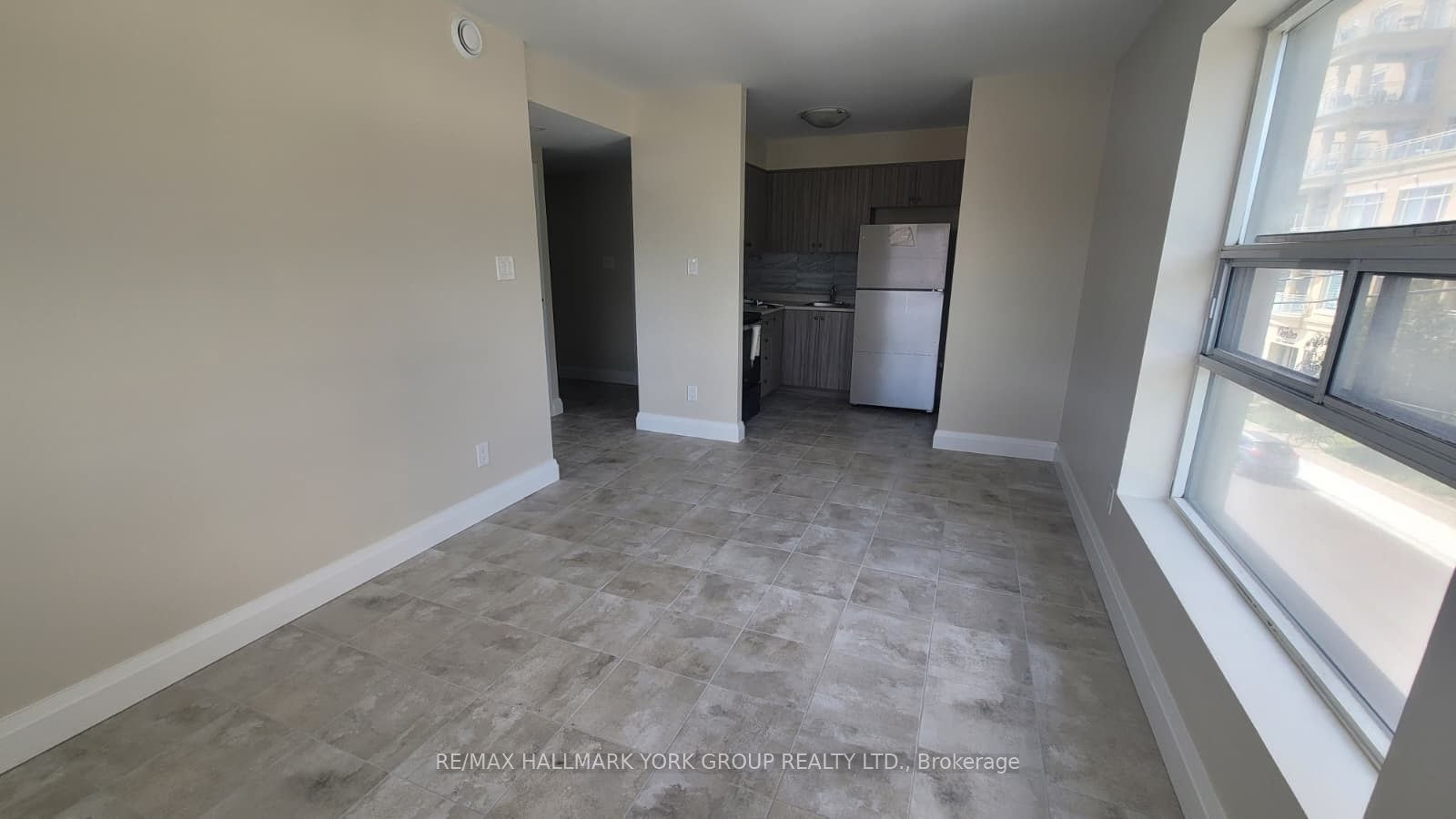 310-14 Wellington Street E, Aurora, ON, L4G 1H5 - 5