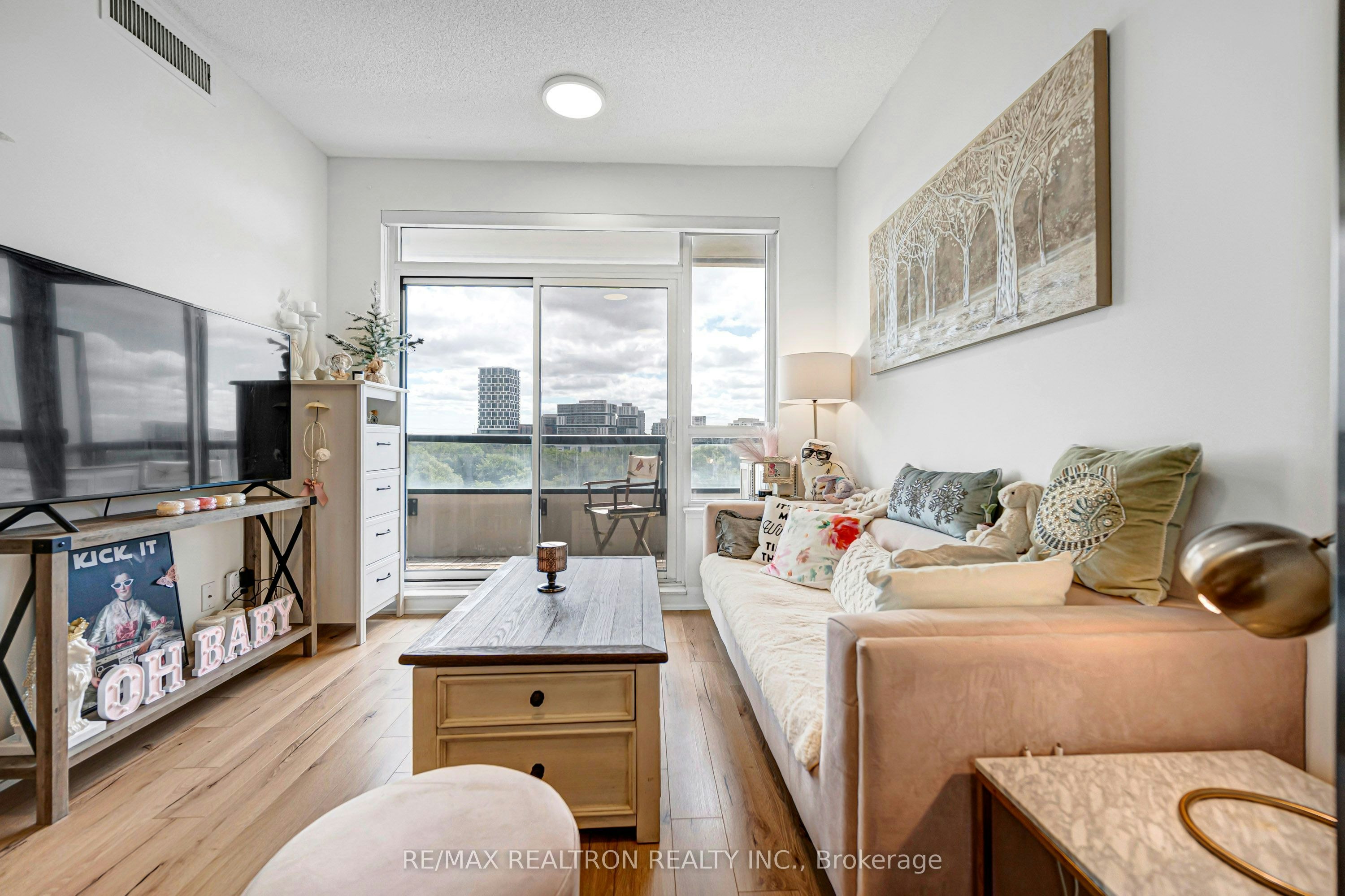 715-15 Water Walk Drive, Markham, ON, L6G 0G2