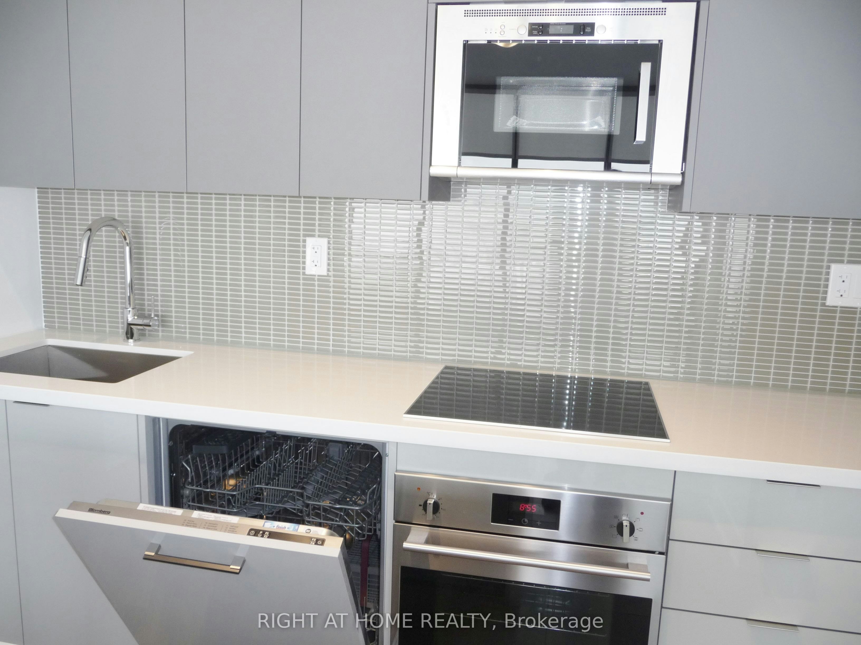 2307-2908 Highway 7 Road, Vaughan, ON, L4K 0K5 - 7