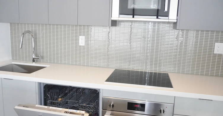 2307-2908 Highway 7 Road, Vaughan, ON, L4K 0K5 - 7