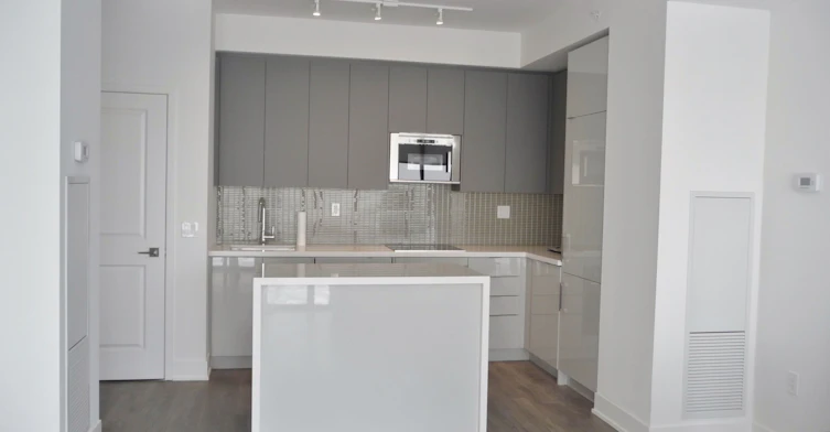 2307-2908 Highway 7 Road, Vaughan, ON, L4K 0K5 - 4