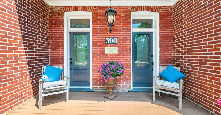 390 Main Street, King, ON, L0G 1T0 - 2