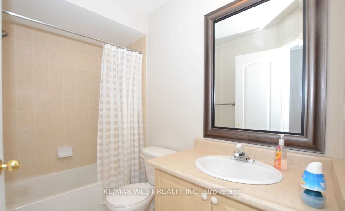 49 Bestview Crescent, Vaughan, ON, L6A 3S8 - 11