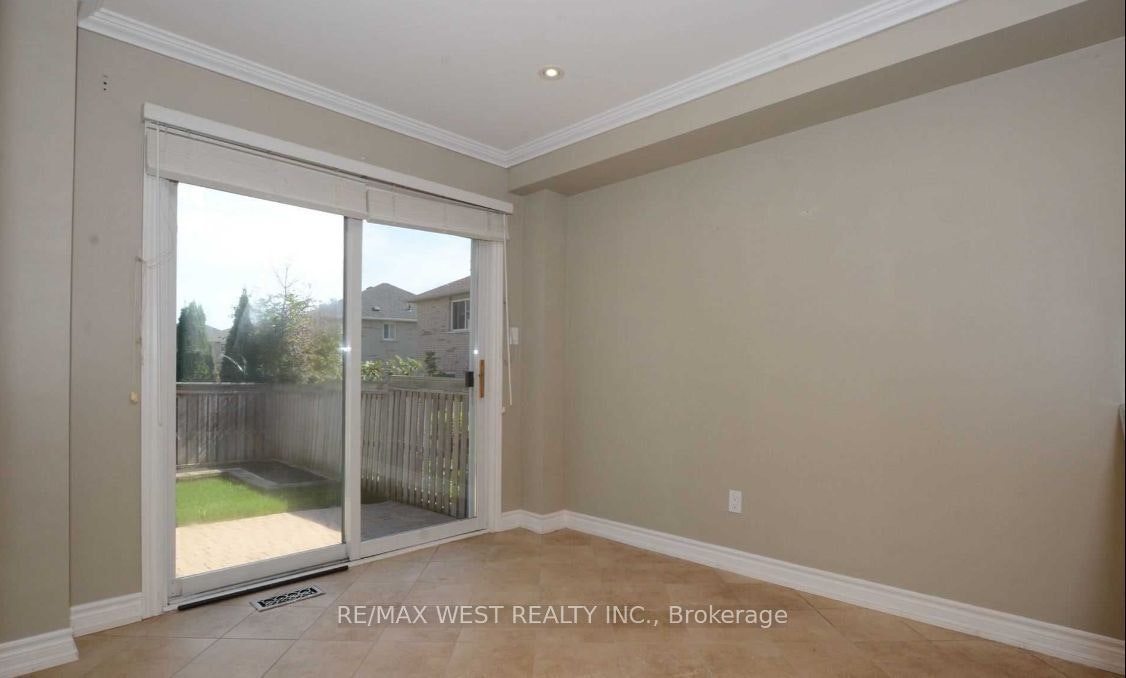 49 Bestview Crescent, Vaughan, ON, L6A 3S8 - 5
