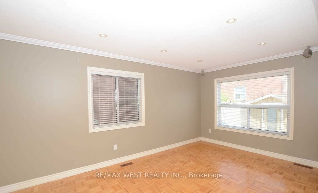 49 Bestview Crescent, Vaughan, ON, L6A 3S8 - 3