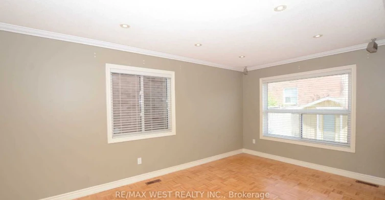 49 Bestview Crescent, Vaughan, ON, L6A 3S8 - 3