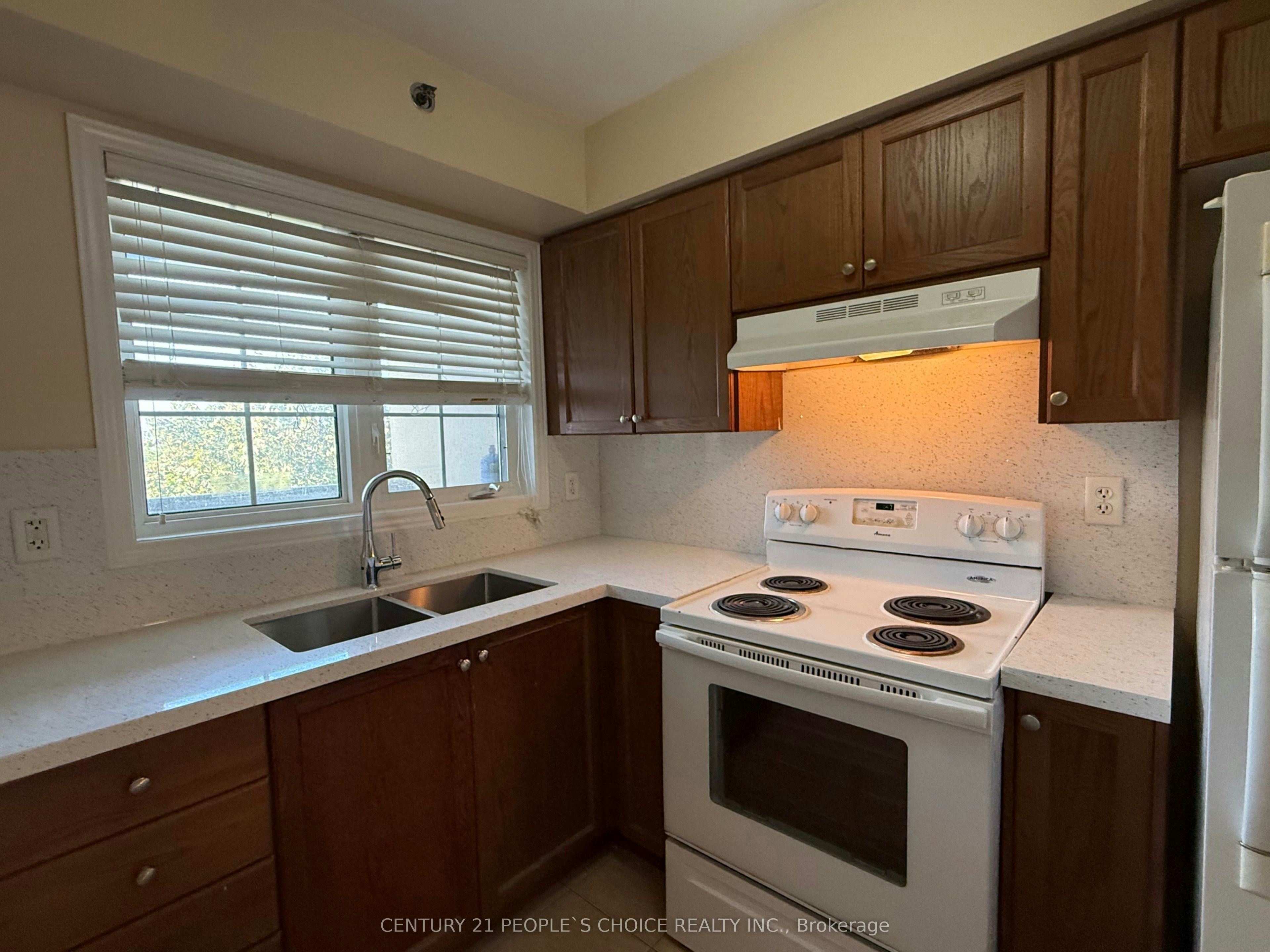 2-9699 Jane Street, Vaughan, ON, L6A 3R4 - 2