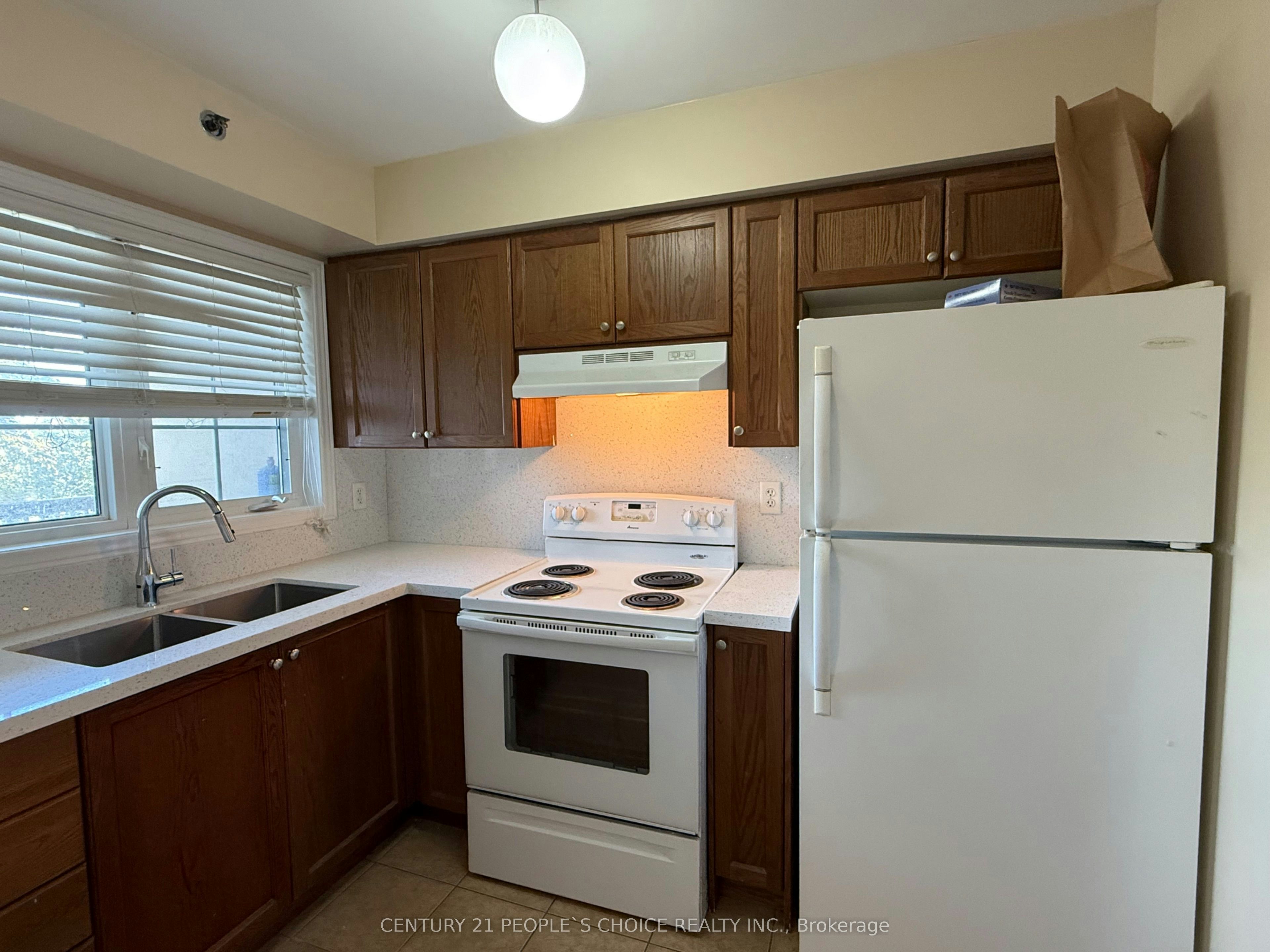 2-9699 Jane Street, Vaughan, ON, L6A 3R4 - 3