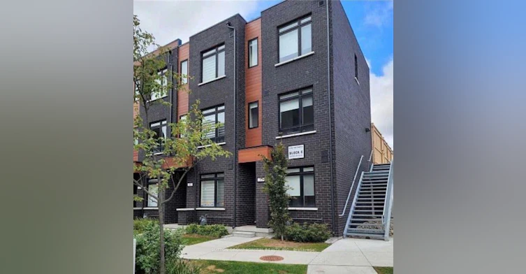 35-370 Red Maple Road, Richmond Hill, ON, L4C 5T4