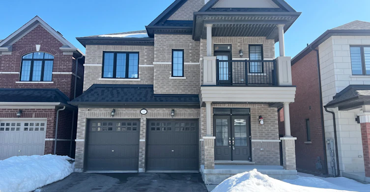 BSMT-19 Yarl Drive, Markham, ON, L3S 0G5