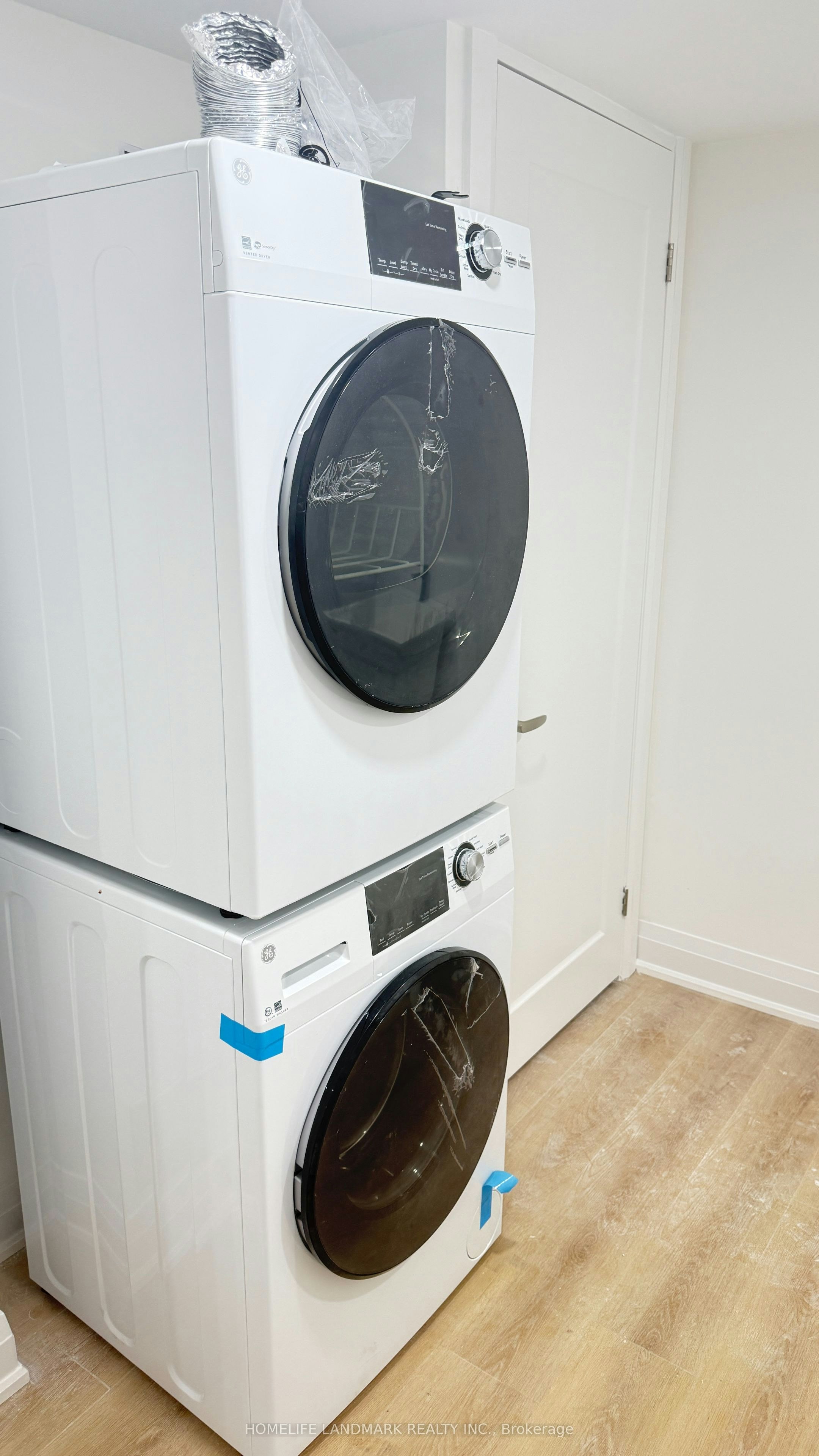 BSMT-19 Yarl Drive, Markham, ON, L3S 0G5 - 9