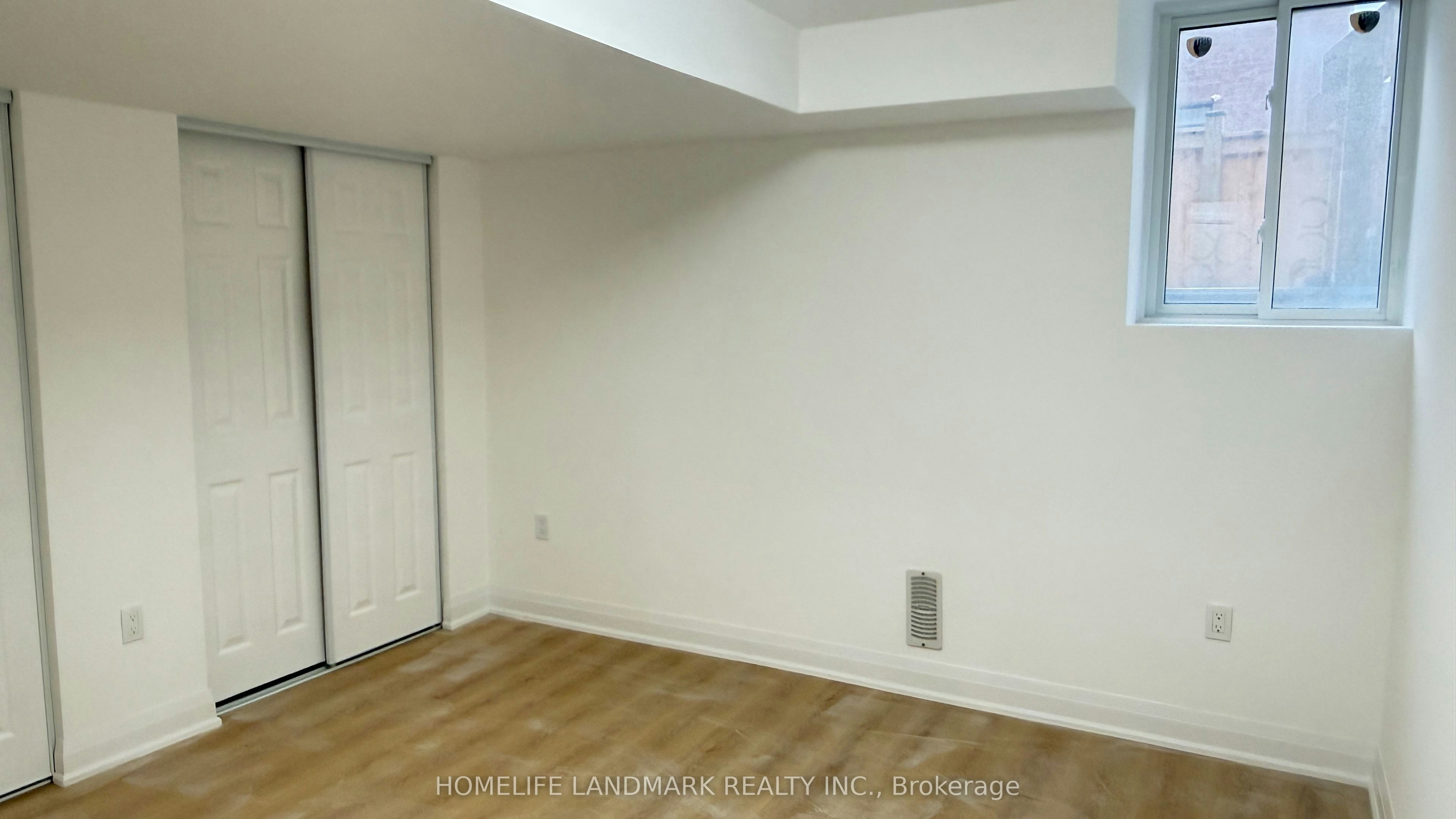 BSMT-19 Yarl Drive, Markham, ON, L3S 0G5 - 2