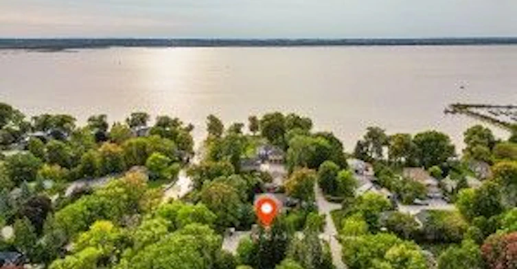 215 Willow Drive, Georgina, ON, L4P 2R9
