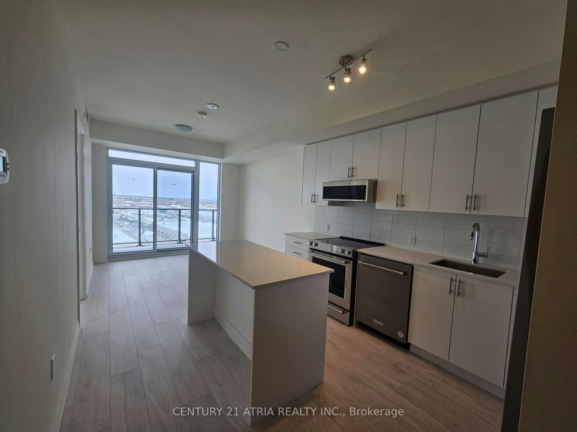 1108-8960 Jane Street, Vaughan, ON, L4K 2M9