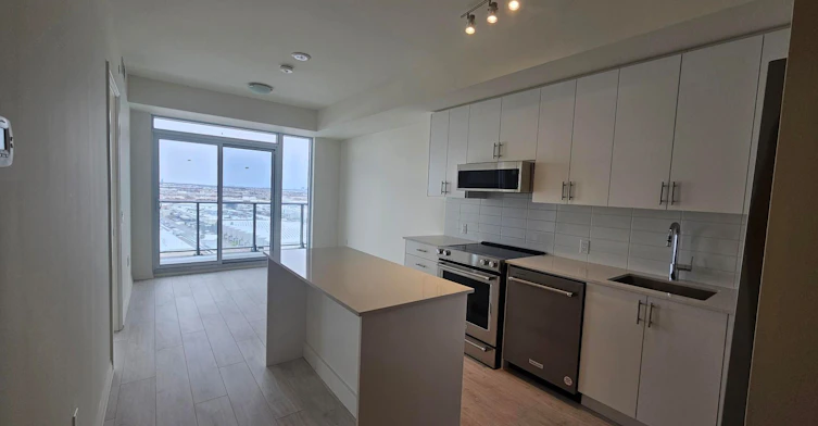 1108-8960 Jane Street, Vaughan, ON, L4K 2M9