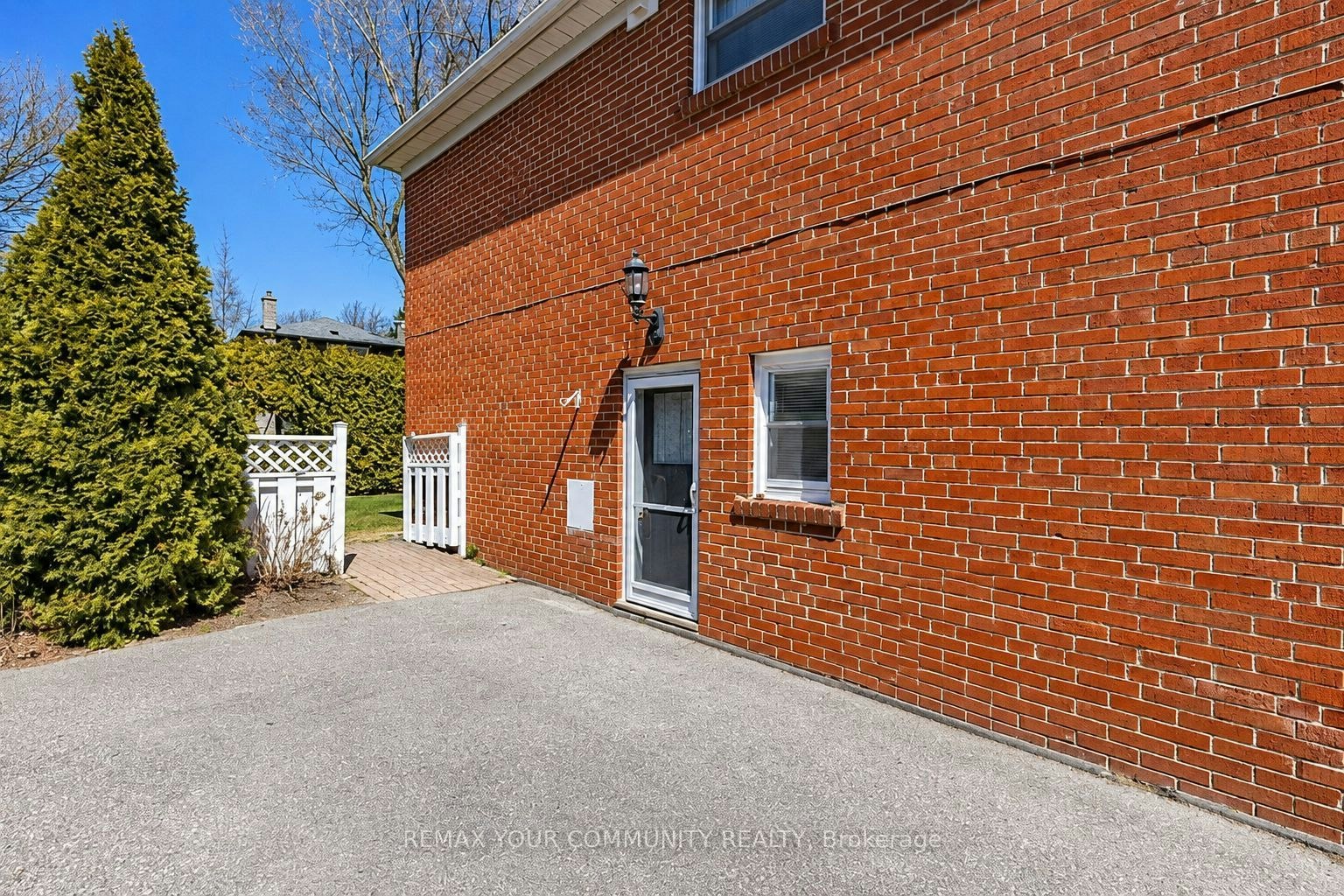 Main/Lower-149 Altamira Road, Richmond Hill, ON, L4C 4C6 - 2