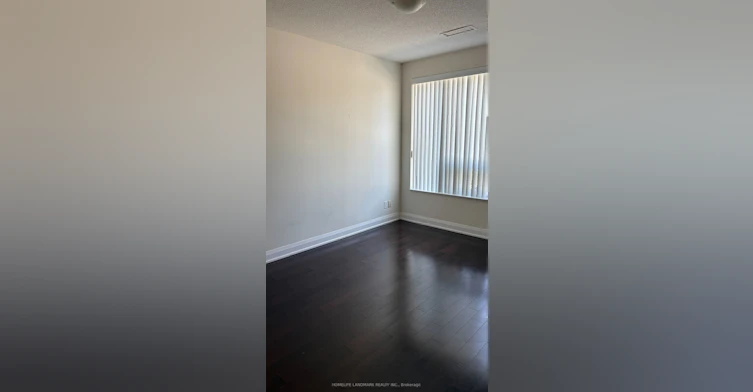 111-8228 Birchmount Road, Markham, ON, L3R 1A6 - 3