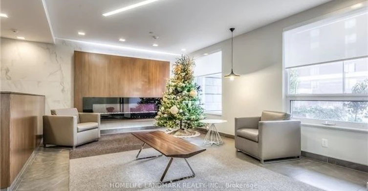 111-8228 Birchmount Road, Markham, ON, L3R 1A6
