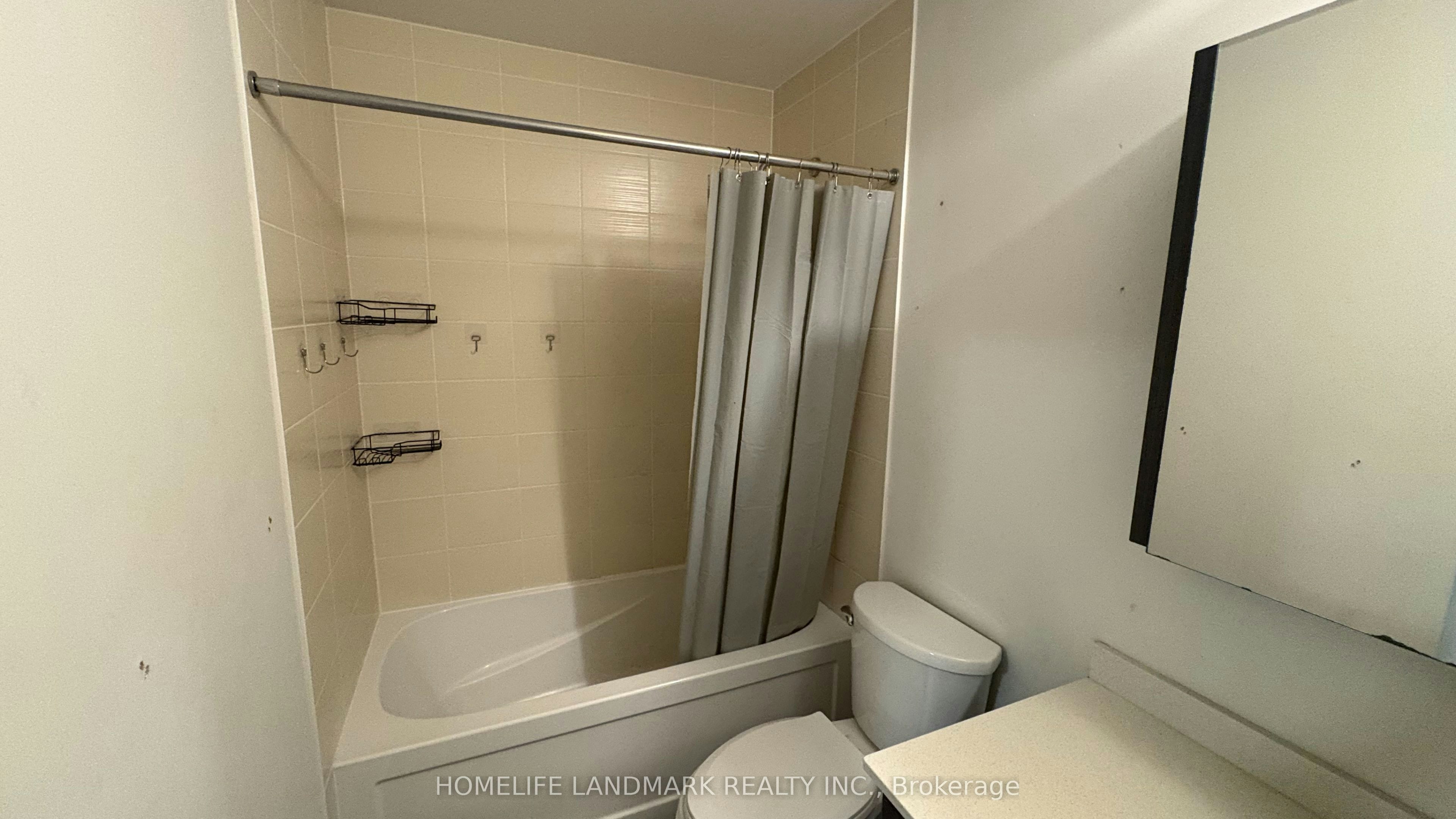111-8228 Birchmount Road, Markham, ON, L3R 1A6 - 9