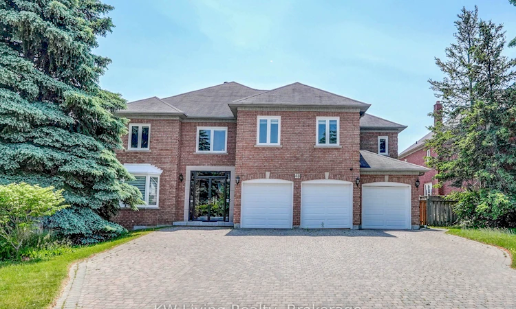 48 Brookshill Crescent