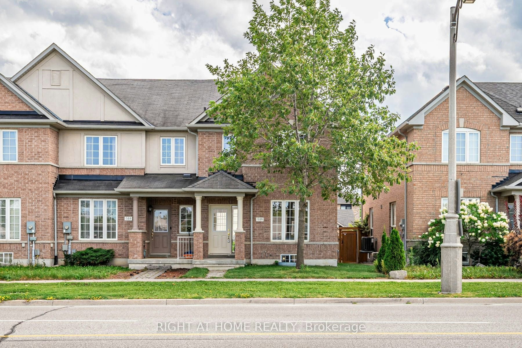 546 Hoover Park Drive, Whitchurch-Stouffville, ON, L4A 0S8