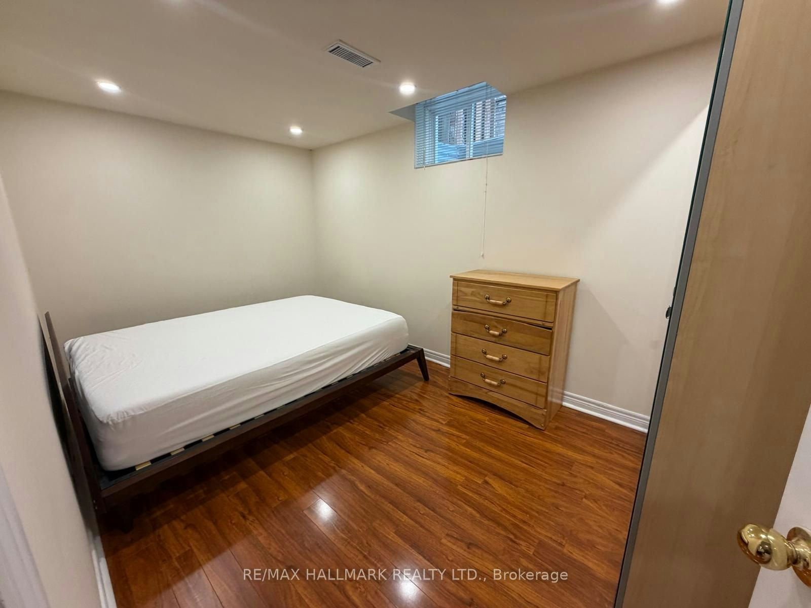Basement-307 Weldrick Road E, Richmond Hill, ON, L4C 0R7 - 9