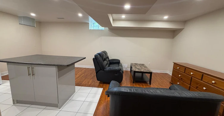 Basement-307 Weldrick Road E, Richmond Hill, ON, L4C 0R7 - 6