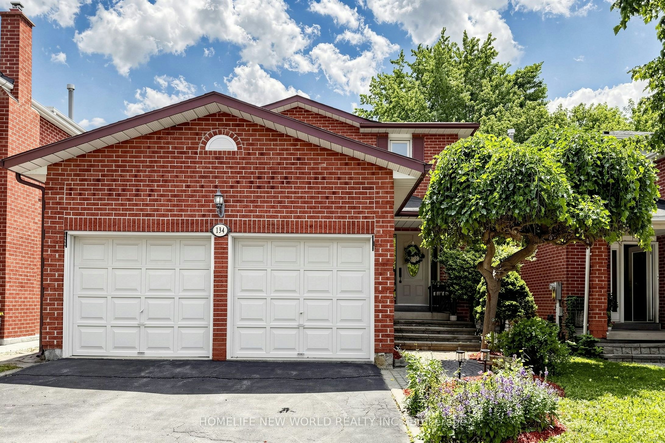 134 Crosby Avenue, Richmond Hill, ON, L4C 9N5