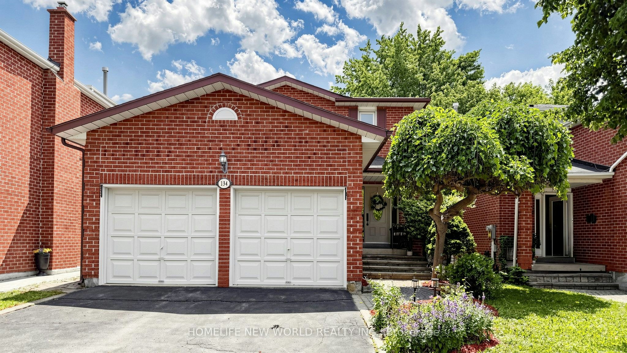 134 Crosby Avenue, Richmond Hill, ON, L4C 9N5