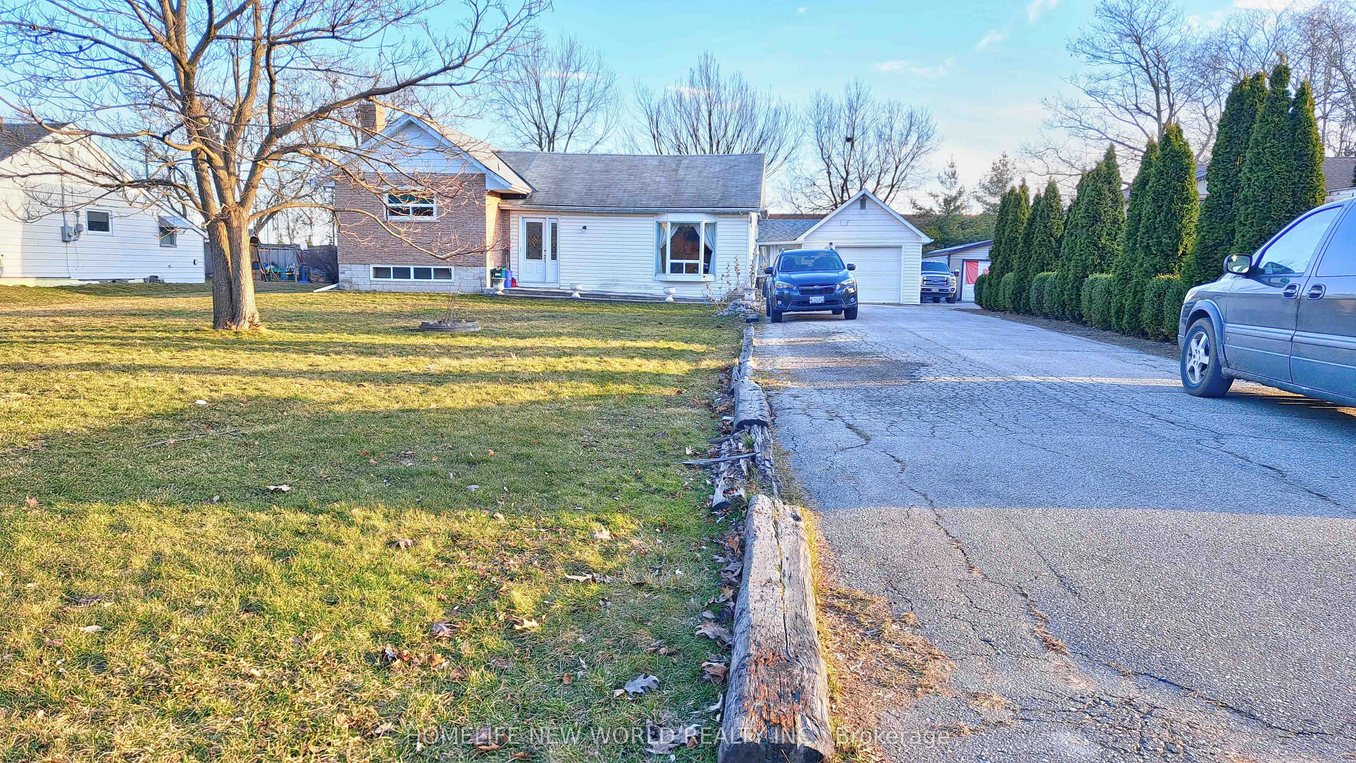 11 Riverglen Drive, Georgina, ON, L4P 2P9 - 3