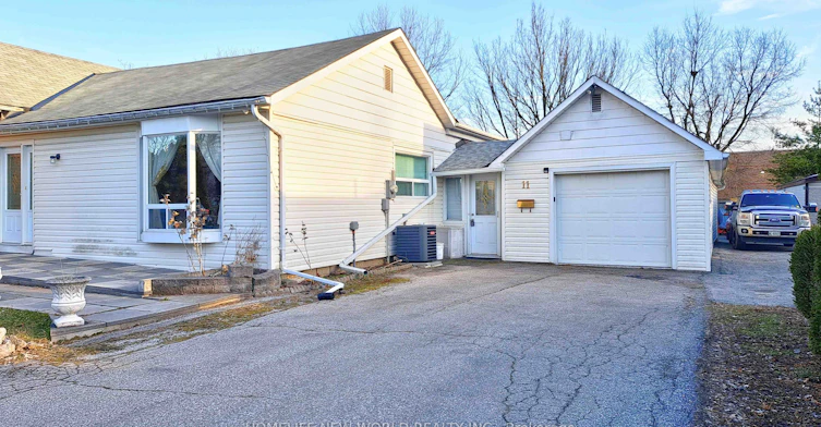 11 Riverglen Drive, Georgina, ON, L4P 2P9