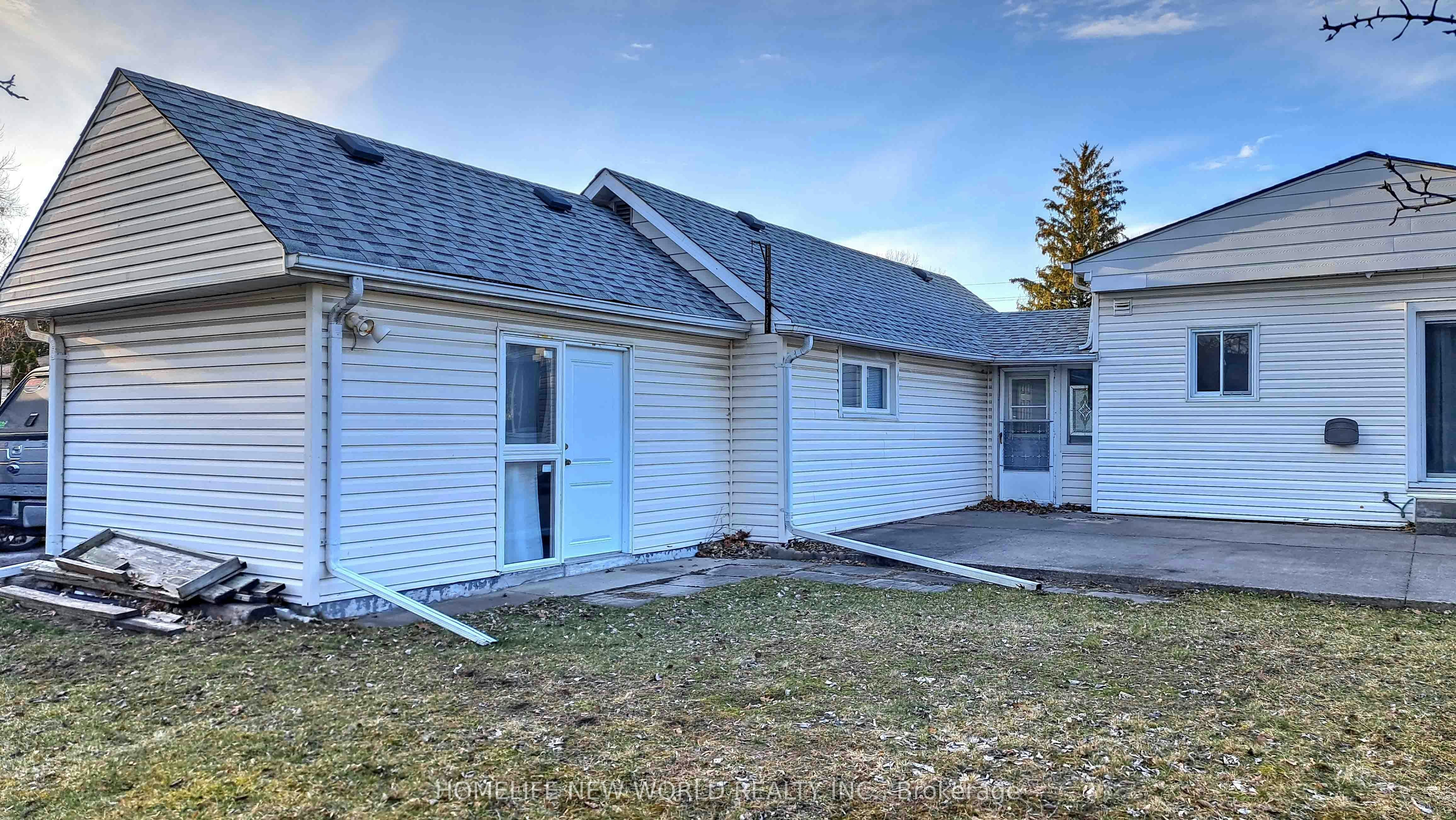 11 Riverglen Drive, Georgina, ON, L4P 2P9 - 4