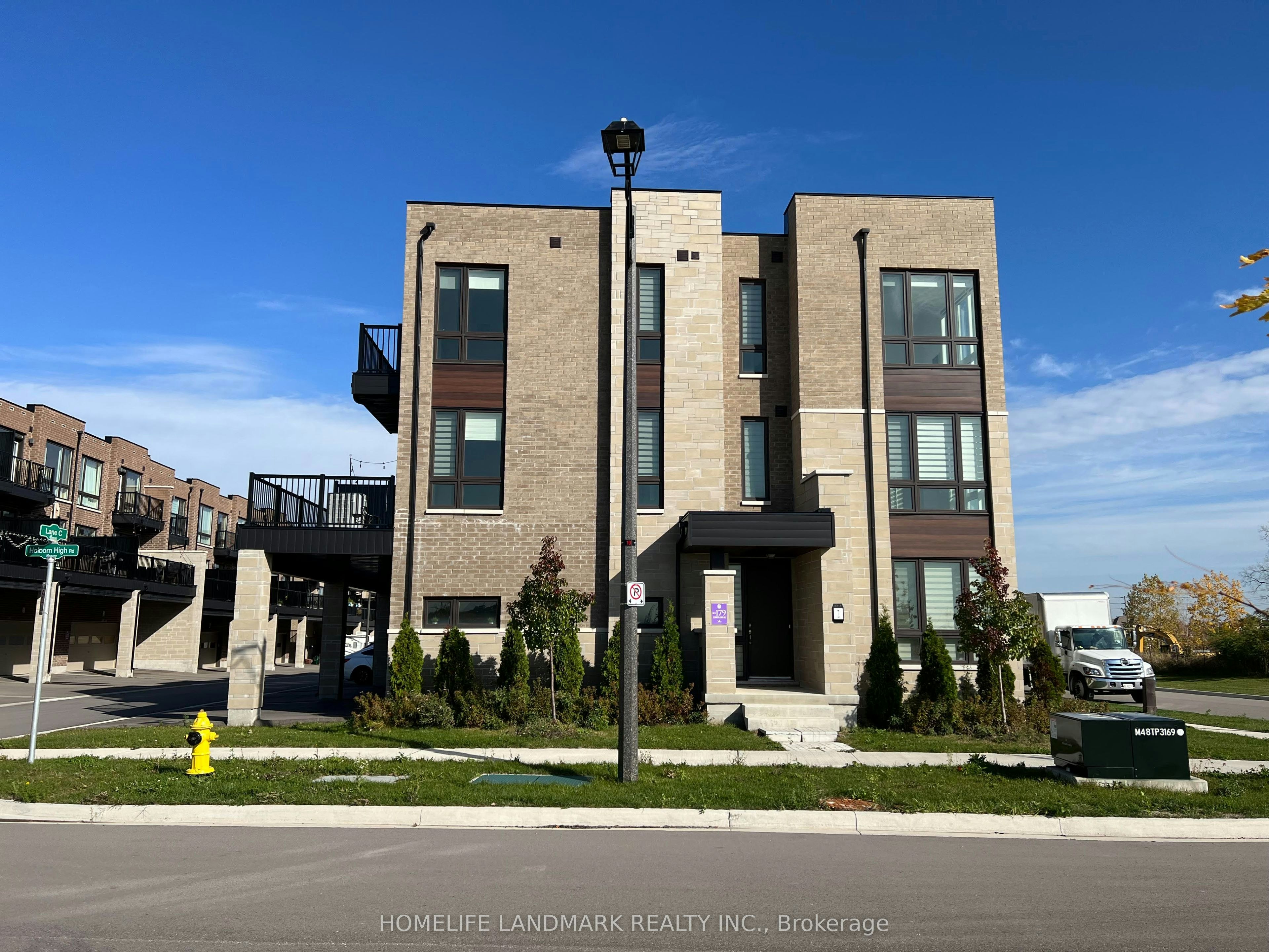 2 Concetta Conte Avenue, Markham, ON, L6C 0Z5