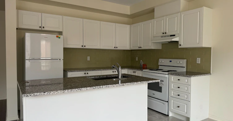 78 Ness Drive, Richmond Hill, ON, L4S 1N1 - 3