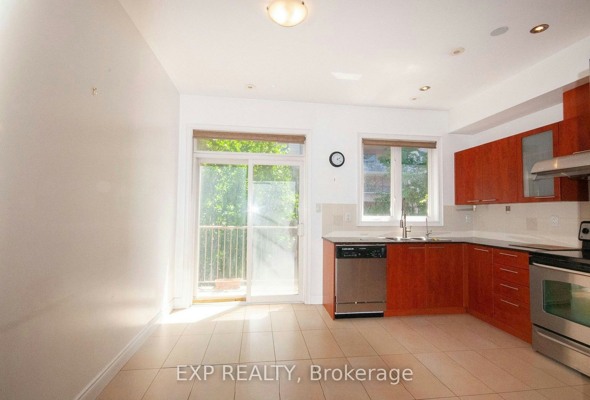 57 Galleria Parkway, Markham, ON, L3T 0A3 - 3