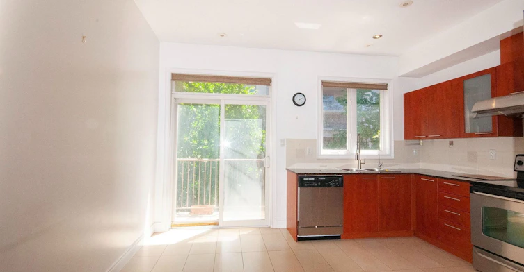 57 Galleria Parkway, Markham, ON, L3T 0A3 - 3
