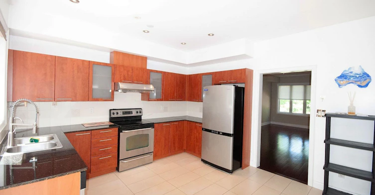 57 Galleria Parkway, Markham, ON, L3T 0A3 - 2