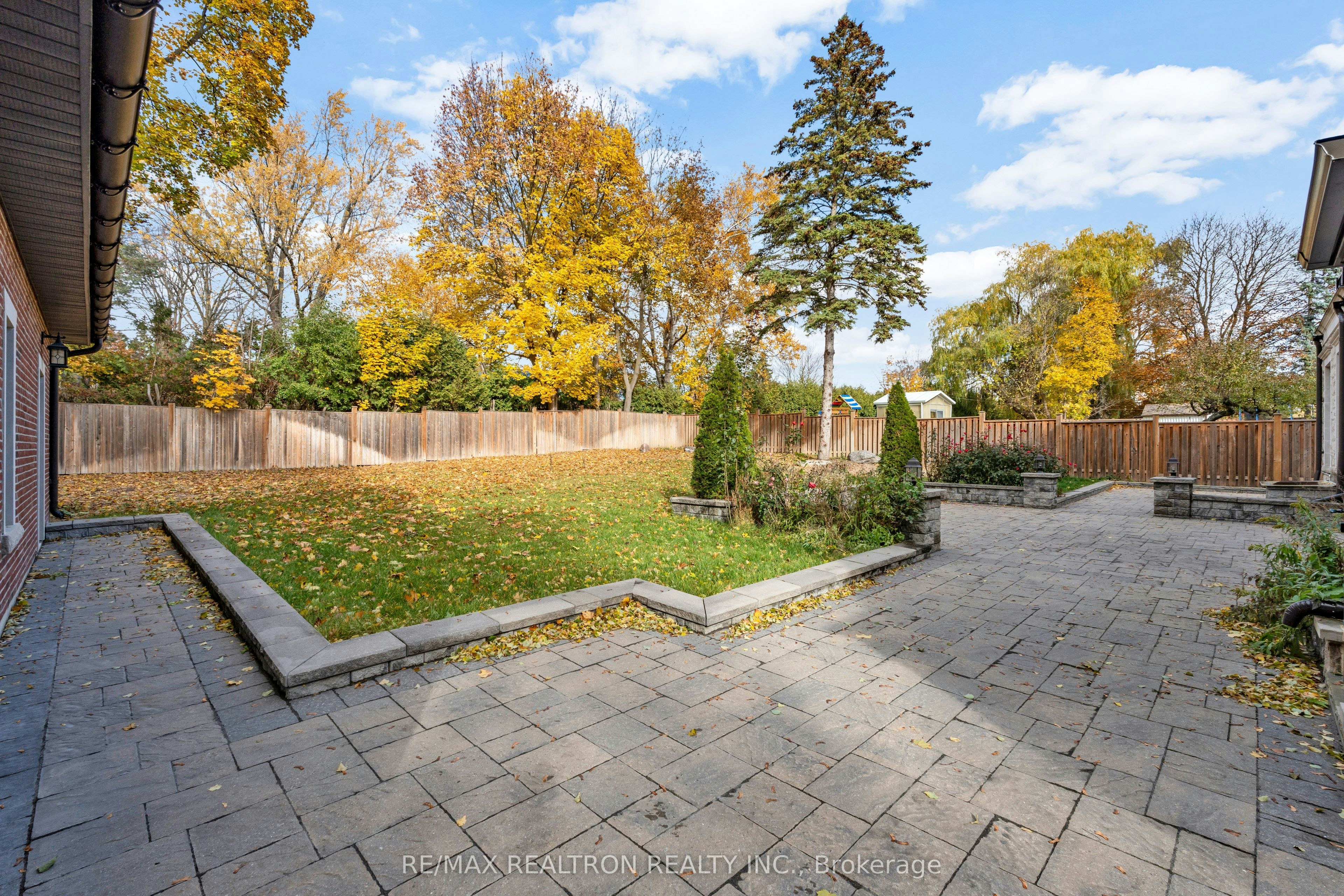138 Centre Street, Vaughan, ON, L4J 1G4 - 9