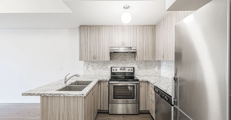 109-600 Alex Gardner Circle, Aurora, ON, L4G 0A3 - 12