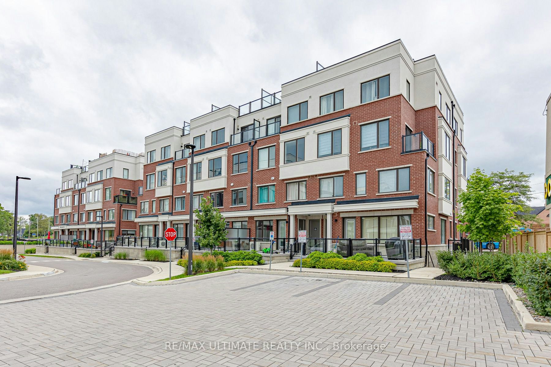 109-600 Alex Gardner Circle, Aurora, ON, L4G 0A3 - 2