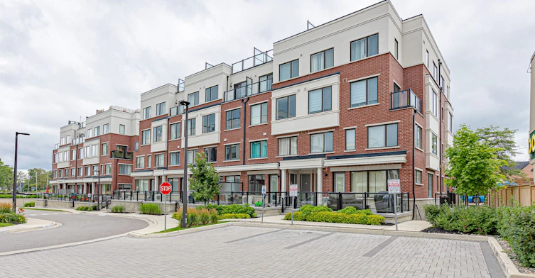 109-600 Alex Gardner Circle, Aurora, ON, L4G 0A3 - 2