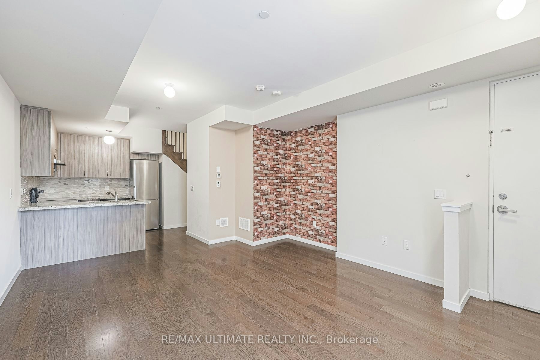 109-600 Alex Gardner Circle, Aurora, ON, L4G 0A3 - 5