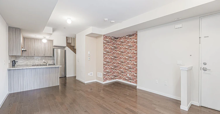 109-600 Alex Gardner Circle, Aurora, ON, L4G 0A3 - 5