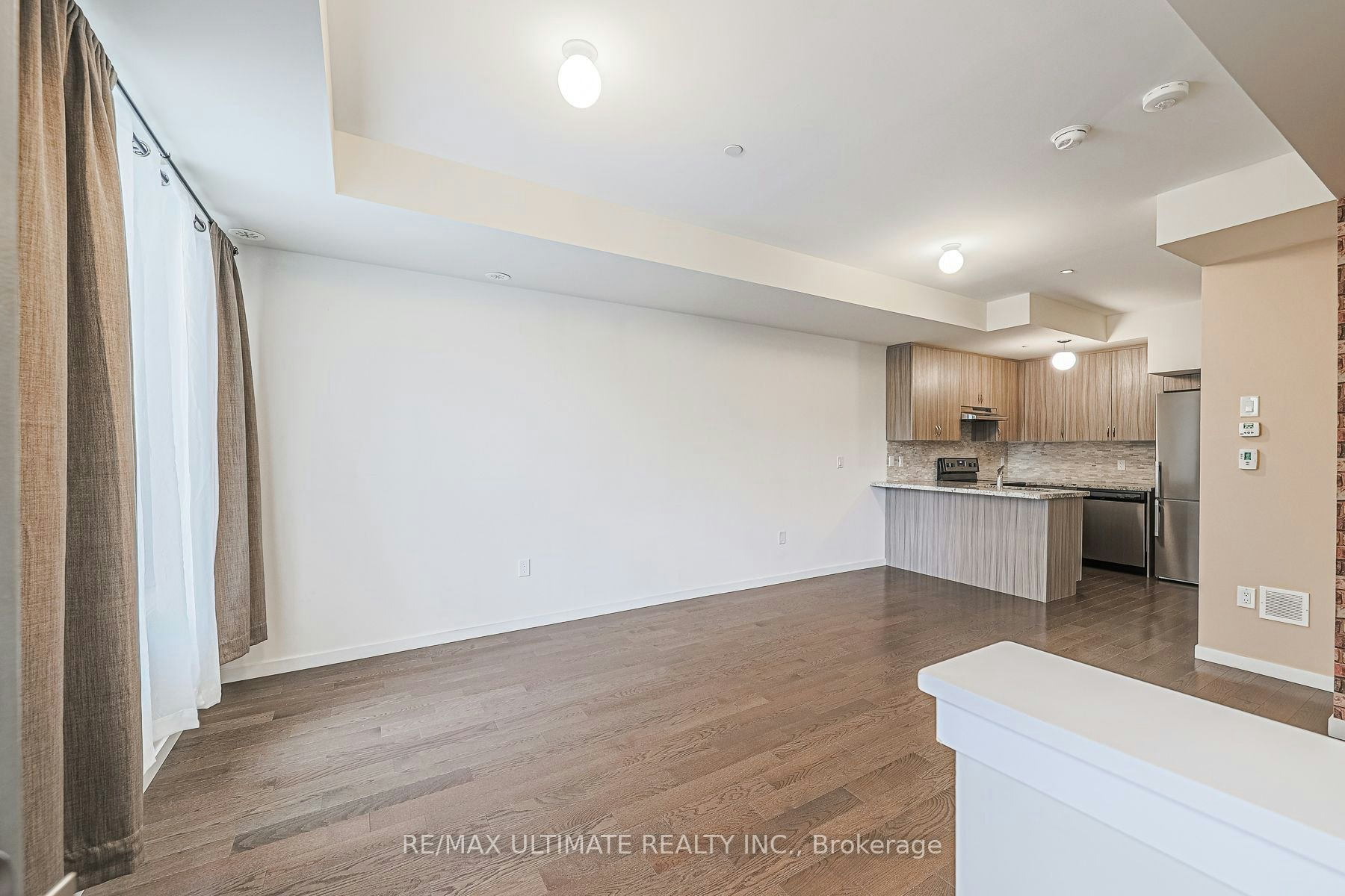 109-600 Alex Gardner Circle, Aurora, ON, L4G 0A3 - 4