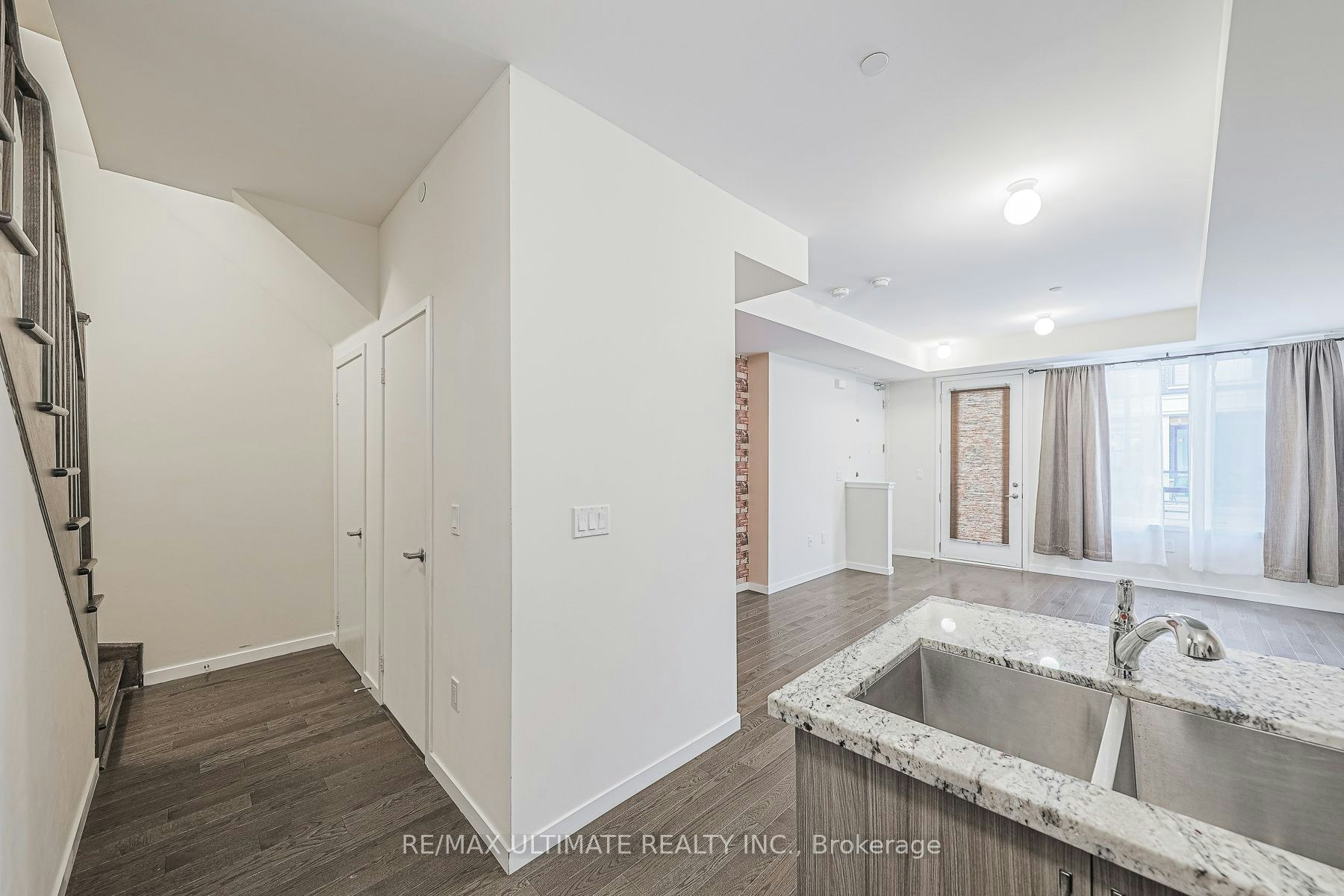 109-600 Alex Gardner Circle, Aurora, ON, L4G 0A3 - 13