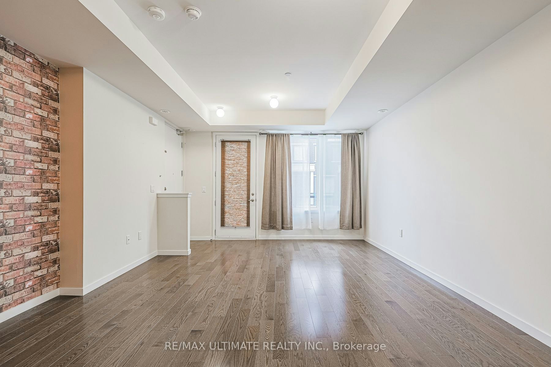 109-600 Alex Gardner Circle, Aurora, ON, L4G 0A3 - 8