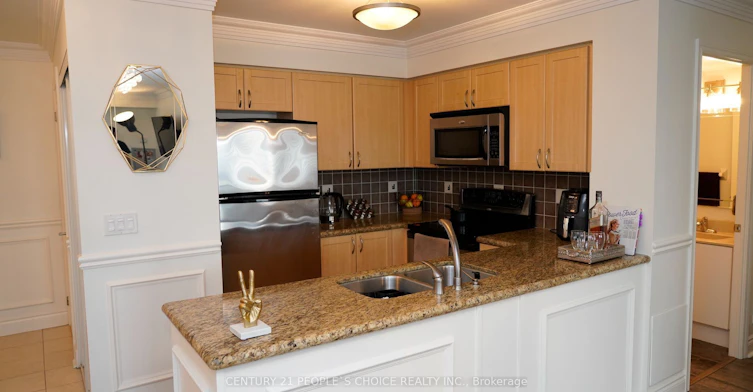 401-7 North Park Road, Vaughan, ON, L4J 0C9 - 4